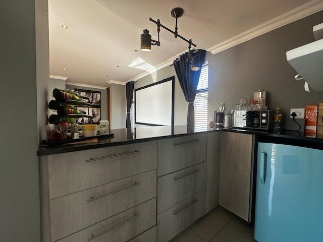 4 Bedroom Property for Sale in Woodland Hills Free State